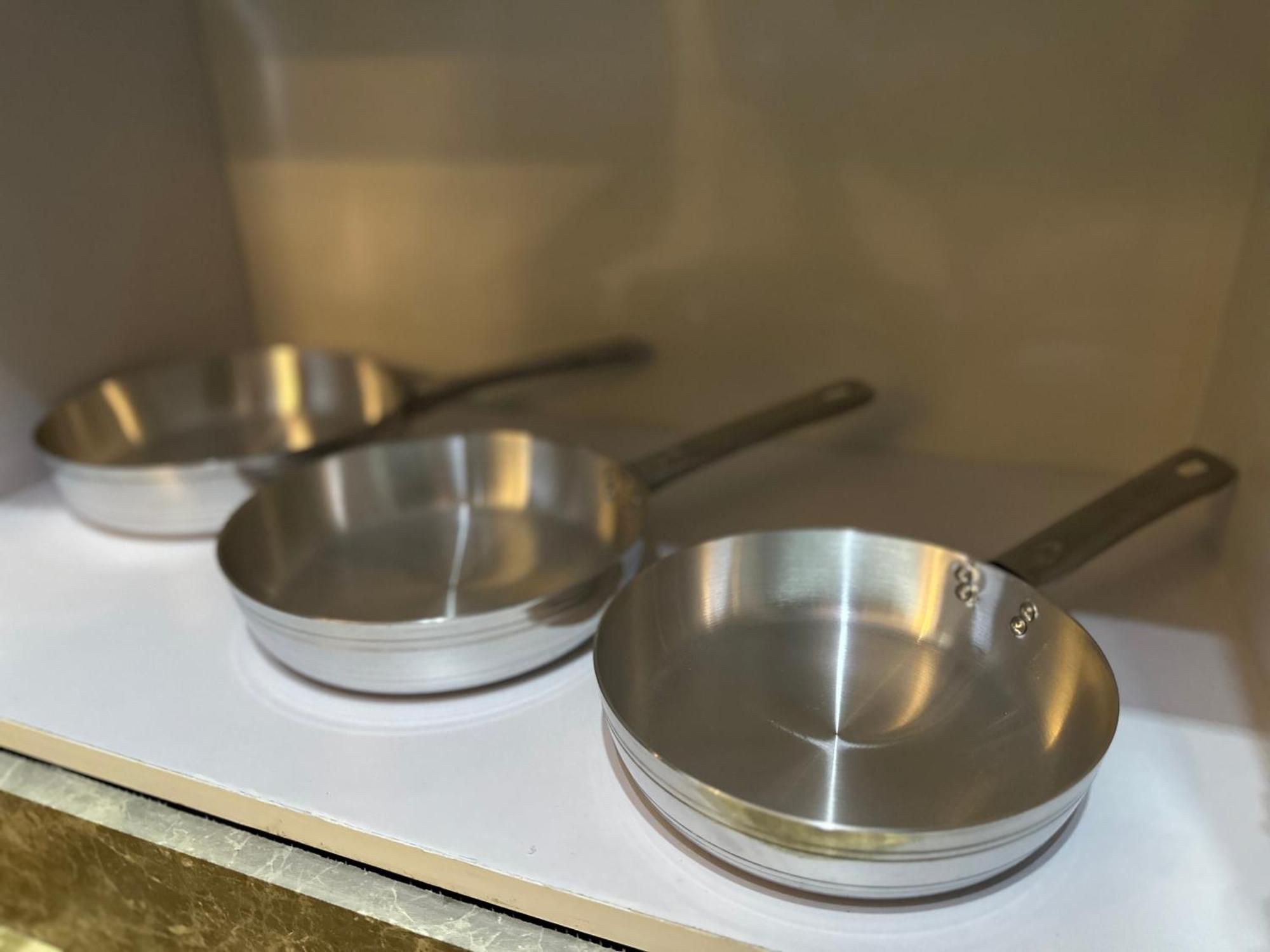 Modern 1-Bedroom Apartment In Zamalek Visits Allowed القاهرة المظهر الخارجي الصورة