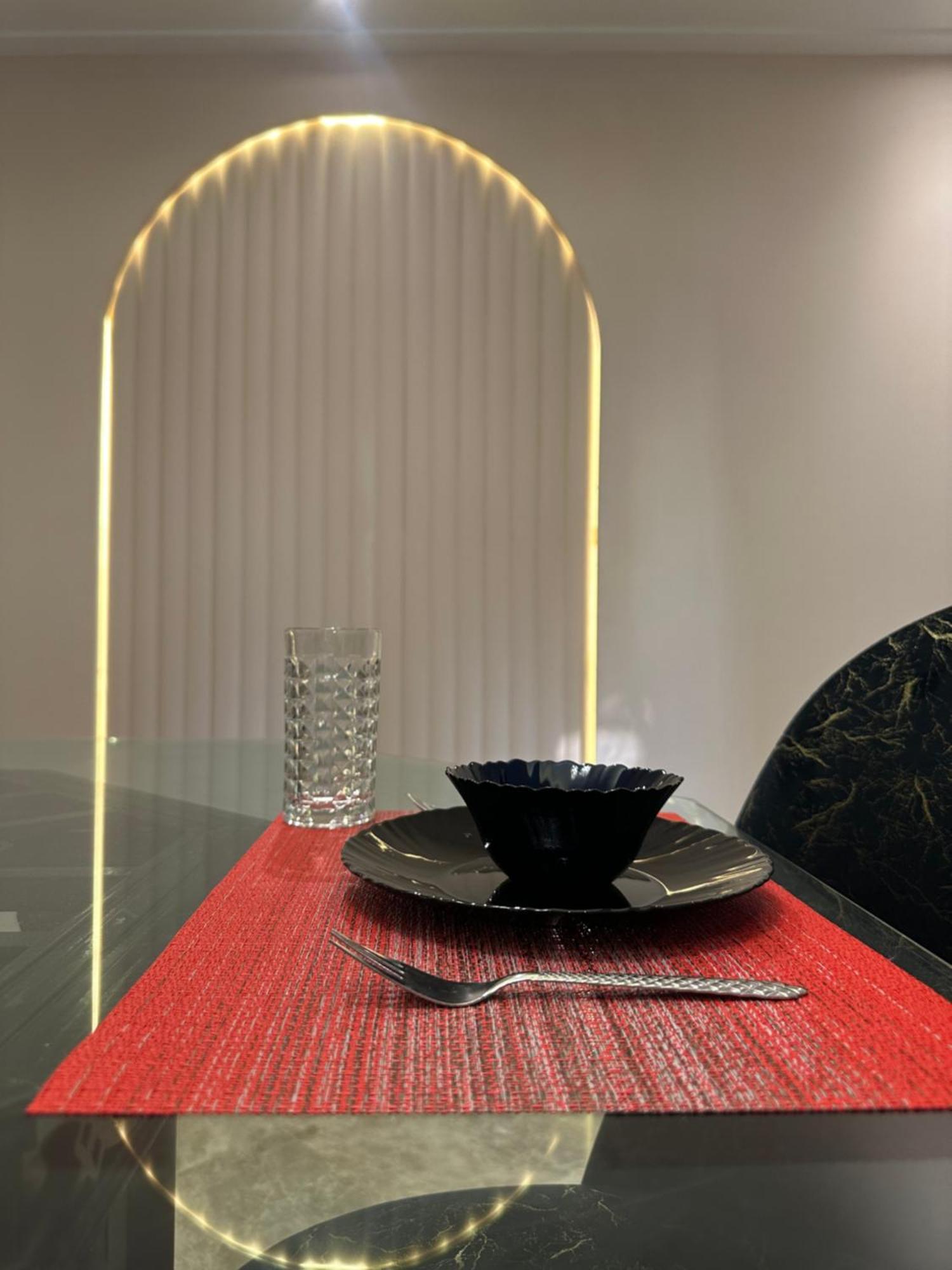 Modern 1-Bedroom Apartment In Zamalek Visits Allowed القاهرة المظهر الخارجي الصورة
